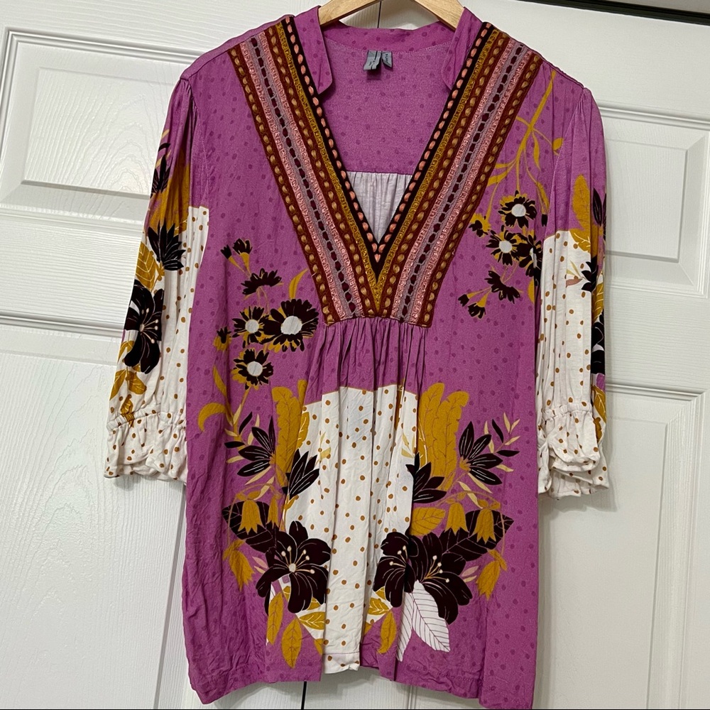 Bl-nk London Lavender and Mustard Floral V-Neck Blouse - Picture 3 of 8